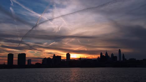 Sunset-behind-the-city-of-Philadelphia-Pennsylvania-2