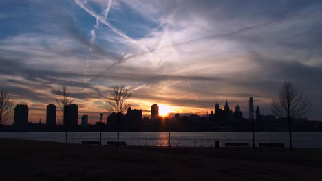 Sunset-behind-the-city-of-Philadelphia-Pennsylvania-3