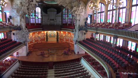 Pan-across-a-beautiful-performing-arts-hall-in-Barcelona-Spain