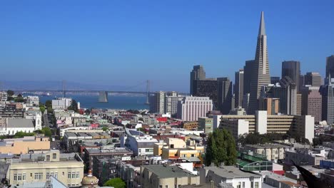 Establishing-shot-of-San-Francisco-California-with-Bay-Bridge-background