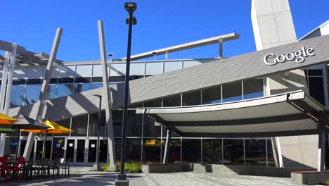 Establishing-shot-of-Google-Headquarters-in-silicon-valley-California-5