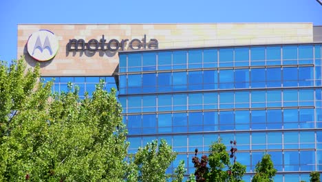 Eröffnungsaufnahme-Der-Motorola-Zentrale-In-Silicon-Valley,-Kalifornien