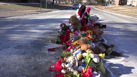 A-makeshift-memorial-for-Michael-Brown-shooting-victim-in-Ferguson-Missouri-3