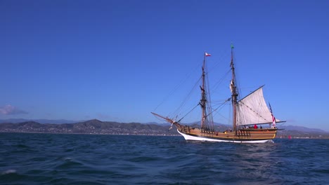 A-tall-masted-clipper-ship-sails-on-the-high-seas-3
