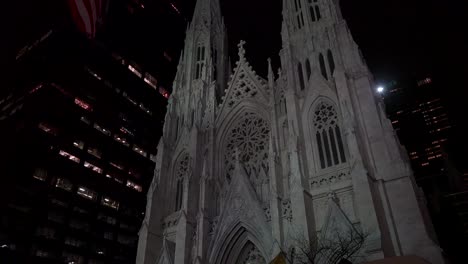Low-angle-shot-of-New-York's-magnificent-gothic-St-Patrick's-cathedral-at-night