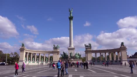 Establishing-shot-of-Heroes-Square-in-Budapest-Hungary