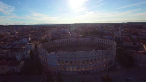 Stunning-vista-aérea-view-of-the-remarkable-Roman-amphitheater-in-Pula-Croatia