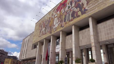 Revolutionary-mural-depicts-peoples-revolution-and-Communist-values-in-Tirana-Albania-2