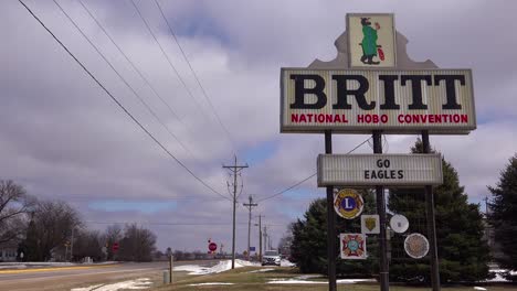 A-sign-welcomes-visitors-to-Britt-Iowa-for-the-National-Hobo-Convention