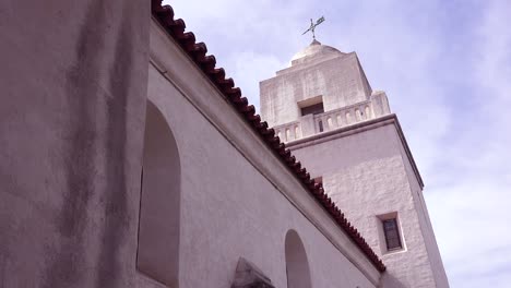 Low-angle-establishing-shot-of-the-San-Diego-Spanish-Mission