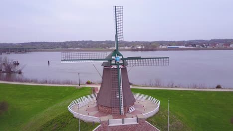 Aerial-over-a-Dutch-windmill-in-Fulton-Illinois-along-the-Mississippi-River