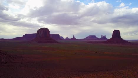 Aerial-reveals-the-buttes-of-Monument-Valley-Utah