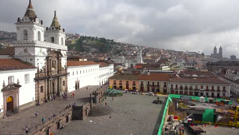 A-pretty-establishing-shot-of-Quito-Ecuador-with-the-San-Francisco-church-and-convent-foreground-1