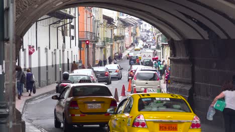 Establishing-shot-of-the-busy-streets-of-Quito-Ecuador