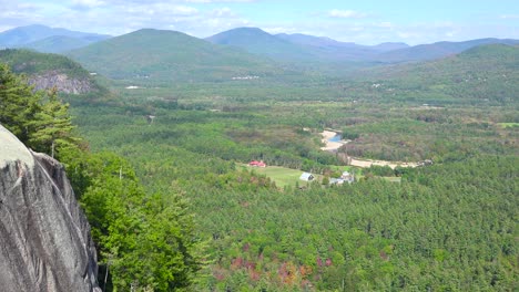 An-establishing-shot-of-the-White-Mountains-in-New-Hampshire-1