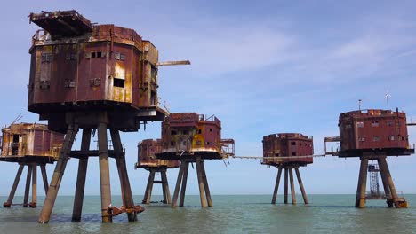 The-Maunsell-Forts-old-World-War-two-structures-stand-rusting-on-stilts-in-the-Thames-River-Estuary-in-England-1