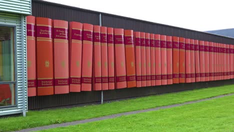 Ovegur-a-building-made-out-of-giant-books-is-found-in-the-north-of-Iceland