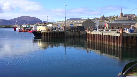 Establishing-shot-of-the-port-at-Stromness-Orkney-Islands-Scotland