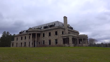 Time-lapse-of-an-abandoned-and-spooky-old-boarding-school-or-mansion-in-the-countryside