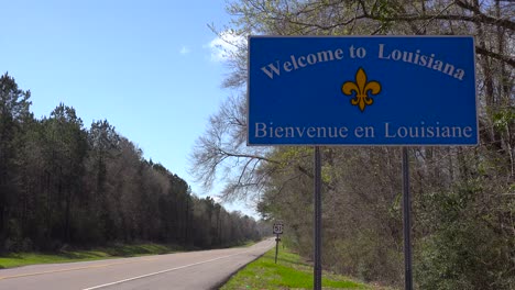 A-road-sign-welcomes-visitors-to-Louisiana