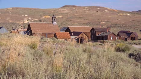 Establishing-shot-of-the-abandoned-ghost-town-of-Bodie-California