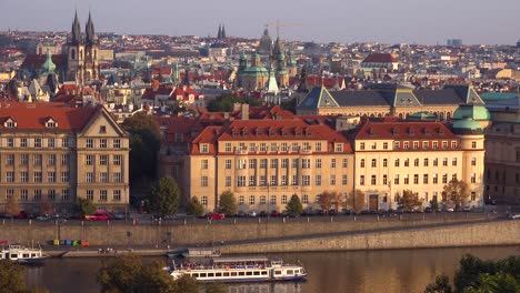Beautiful-establishing-shot-of-boats-along-the-Vltava-River-in-Prague-Czech-Republic-1