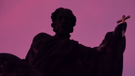 Classic-morning-dawn-light-on-statues-on-the-Charles-Bridge-in-Prague-Czech-Republic-2