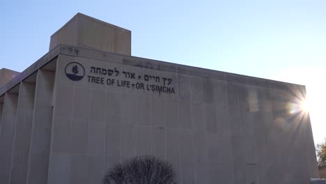 2018---Denkmal-Für-Die-Opfer-Der-Rassistischen-Hassverbrechen-Massenerschießung-Der-Baum-Des-Lebens-Synagoge-In-Pittsburgh-Pennsylvania-8-Pen
