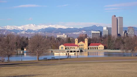 Beautiful-establishing-shot-of-the-skyline-of-Denver-Colorado-1