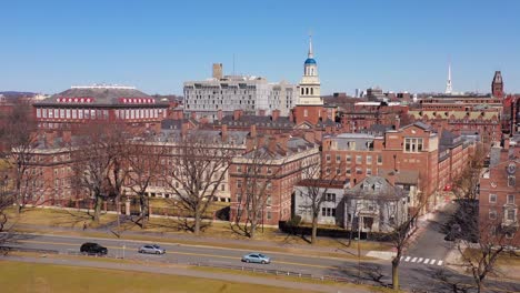 Antenne-über-Dem-Campus-Der-Harvard-University-Und-Der-Kennedy-School