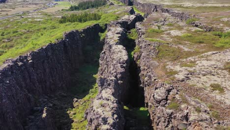 Beautiful-aerial-over-the-mid-Atlantic-Ridge-at-Thingvellir-Iceland-7