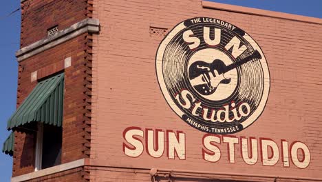 Memphis-landmark-Sun-Recording-music-studio-building-where-Elvis-Presley-started-along-with-many-famous-musicians