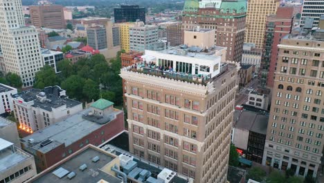 Good-aerial-over-the-penthouse-bar-on-top-of-a-high-rise-building-in-downtown-Memphis-Tennessee-1
