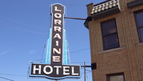 Exterior-of-the-Lorraine-Motel-where-Martin-Luther-King-was-assassinated-on-April-4-1968-now-the-National-Civil-Rights-Museum-in-Memphis-Tennessee-6