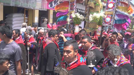 Holy-week-Easter-Catholic-procession-in-Chichicastenango-Guatemala-market-town-is-a-very-colorful-affair-3