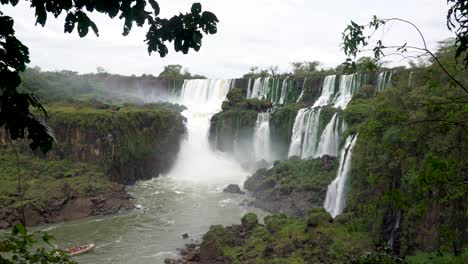 Stunning-view-of-roaring-waterfalls-at-Iguazu-NP-2