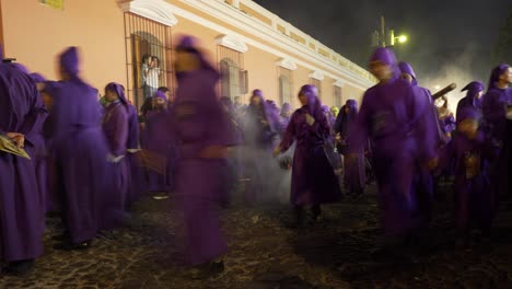 Slow-shutter-speed-effect-of-the-Easter-celebration-after-dark-in-Antigua-Guatemala