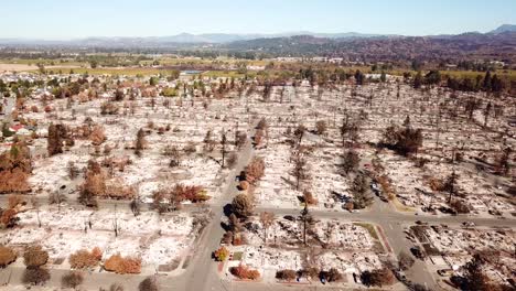 Shocking-aerial-of-devastation-from-the-2017-Santa-Rosa-Tubbs-fire-disaster-10