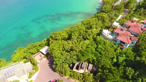 Luftaufnahme-Der-Karibischen-Insel-St.-Lucia-Mit-Hotels,-Resorts,-Eigentumswohnungen-Und-Luxushäusern