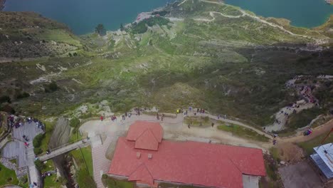 Aerial-shot-reveals-Quilotoa-Ecuador-caldera-in-the-Andes-Mountains