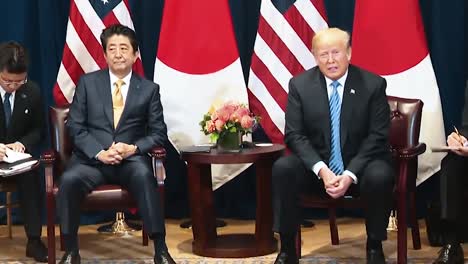 Präsident-Trump-Und-Der-Japanische-Premierminister-Shinzo-Abe-Sagen,-Dass-Nordkorea-Ein-Großes-Wirtschaftliches-Potenzial-2019-Hat