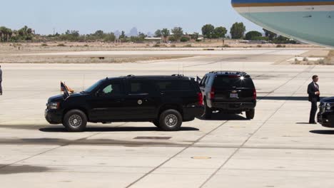 Us-President-Donald-Trump-Motorcade-Leaves-Marine-Corp-Air-Station-Yuma-To-Inspect-the-Border-Wall-Arizona