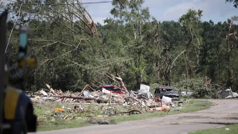 Us-Marines-And-Contractors-Clear-Debris-During-the-Recovery-Effort-From-Hurricane-Isaias-Camp-Lejeune-North-Carolina-3