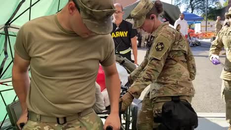 413-Chemical-Company-(Decontamination)-Soldiers-Train-To-Help-Civilian-Authorities-During-Disaster-Response-New-York-City-10