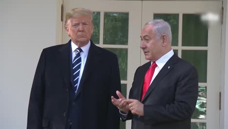 El-Presidente-Estadounidense-Donald-Trump-Se-Reúne-Con-Benjamin-Netanyahu,-Primer-Señor-Del-Estado-De-Israel-2
