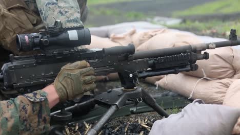 US-Marines-Feuer-M240-Maschinengewehr-Reichweite-Treffsicherheit-Leistungstraining-Übung-Im-Camp-Fuji-Japan-1