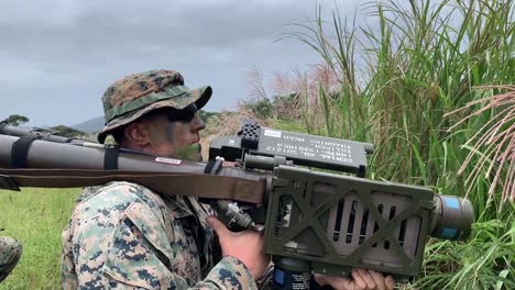 US-Marines-Mit-3rd-Low-Altitude-Air-Defense-Battalion-Führen-Bodenbedrohungsreaktionstraining-Okinawa-Japan-4-Durch