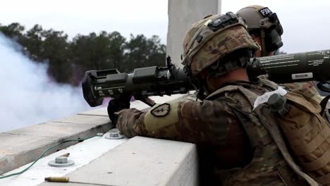 Us-Army-Infantrymen-With-the-25th-Infantry-Division-Conduct-Ground-Assault-Live-Fire-Exercises-At-Fort-Polk-La-3