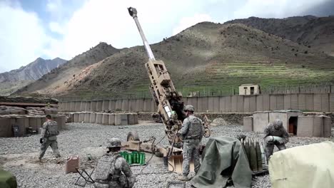 Artillerieunterstützung-Der-US-Armee-In-Afghanistan-Während-Des-Afghanistankrieges