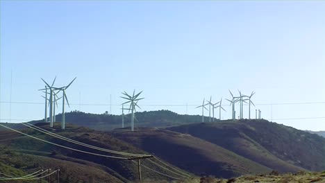 A-Wind-Farm-Near-Tehachapi-California-Generates-Clean-Energy